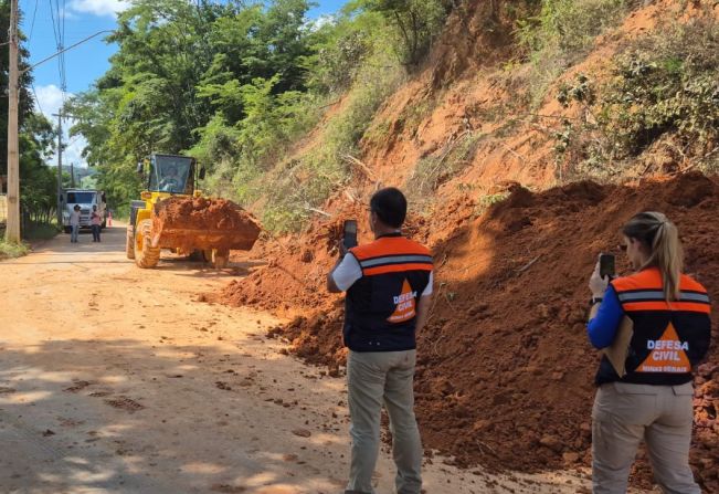 Defesa Civil Estadual atua em Muriaé e contribui para restabelecimento de áreas de risco após fortes chuvas